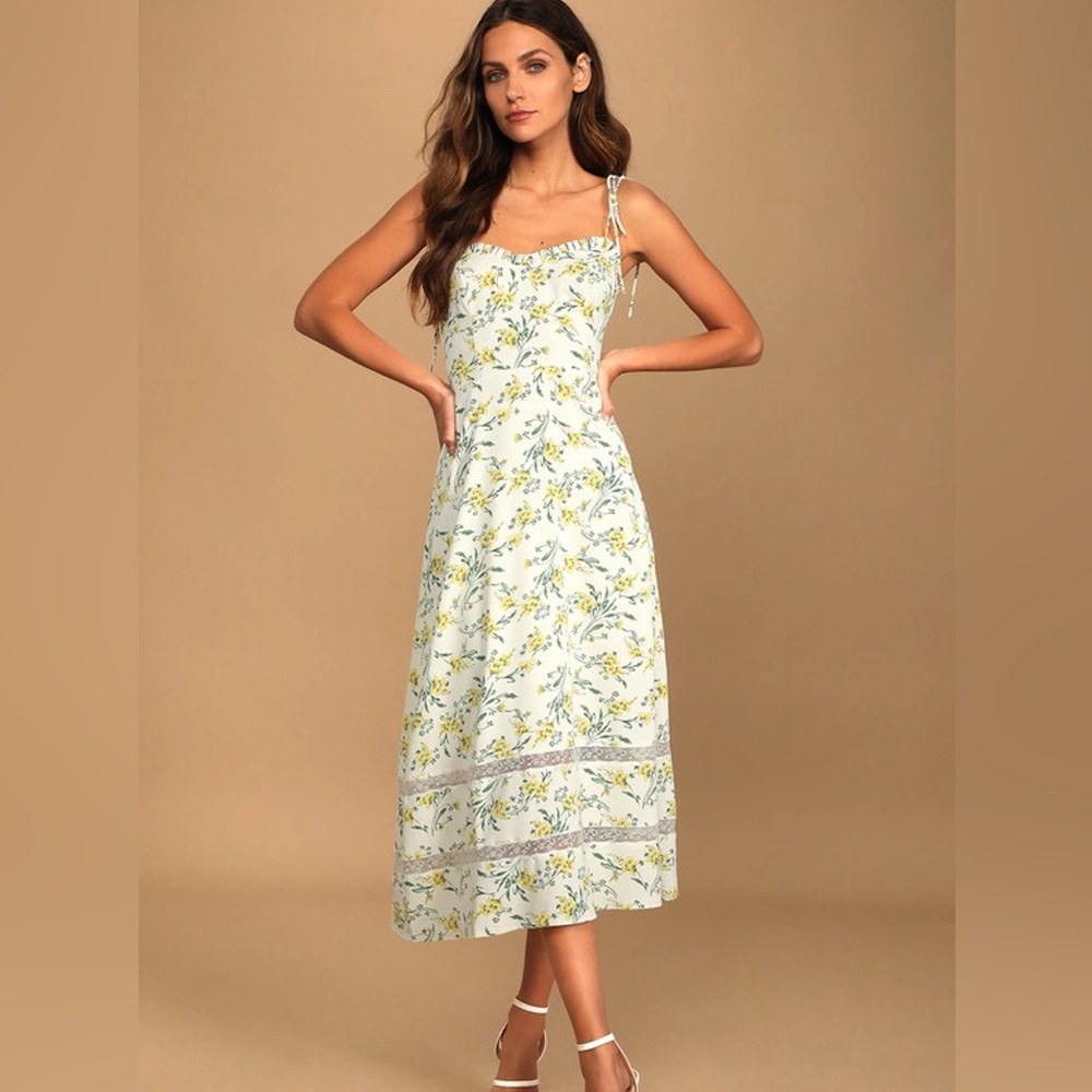 NWT Lulu’s White Floral Midi/Maxi Dress